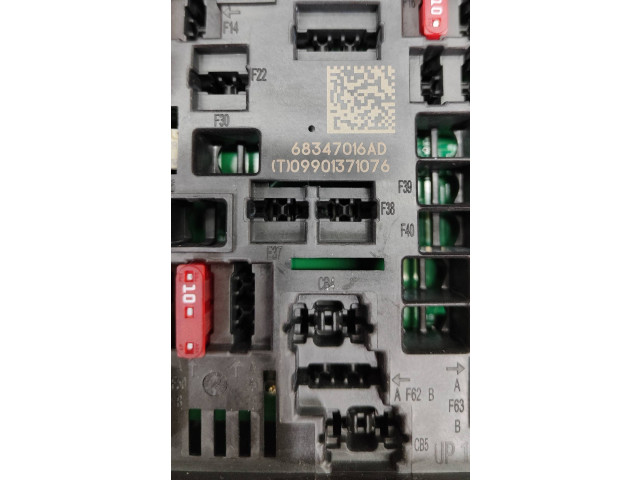 Блок предохранителей 68347016AD, 68347016AD Jeep Grand Cherokee WL