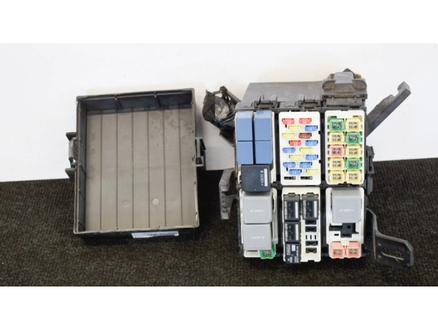 Блок предохранителей  FN1T14K012SADT   Ford Ecosport    