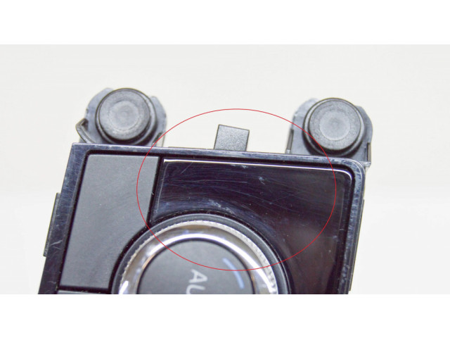 Включатель регулировки салона