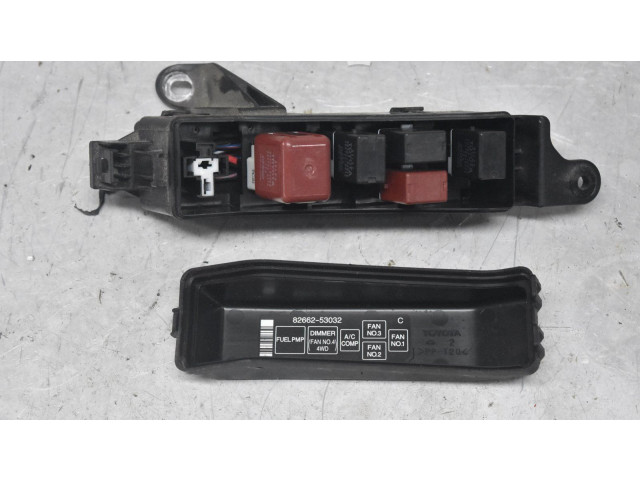 Блок предохранителей Lexus IS 200-300