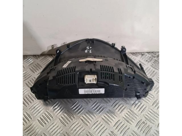 Přístrojová deska Mercedes-Benz E W211 2003 A2115403547