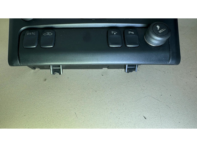 Блок управления климат-контролем 8682734, 03W48E   Volvo XC90