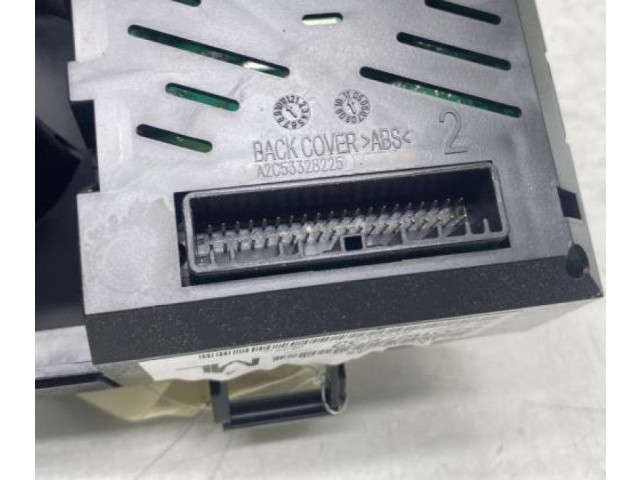 Панель приборов    Renault Twingo II       