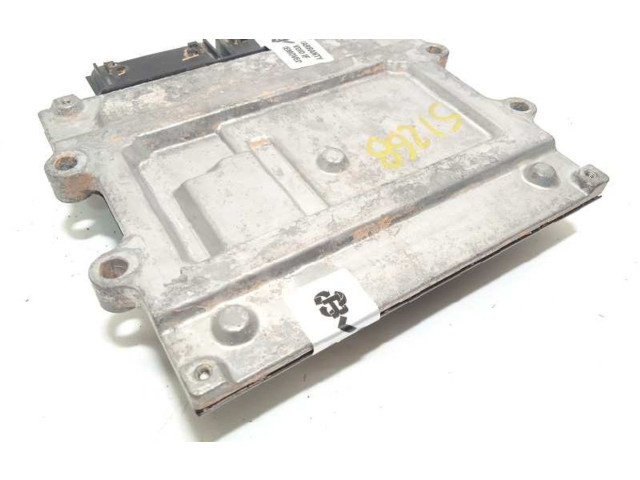 Блок управления двигателя 32203481   Volvo XC90