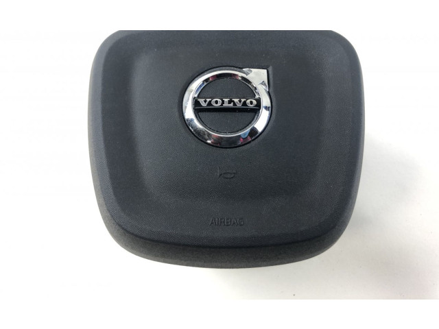 Подушка безопасности водителя 32384652, 32384652 Volvo XC40