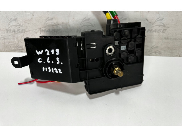 Pojistková skříňka A2115461241 Mercedes-Benz CLS AMG C219 2004