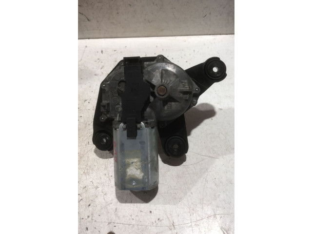 Двигатель стеклоочистителя заднего стекла    Fiat Punto Evo