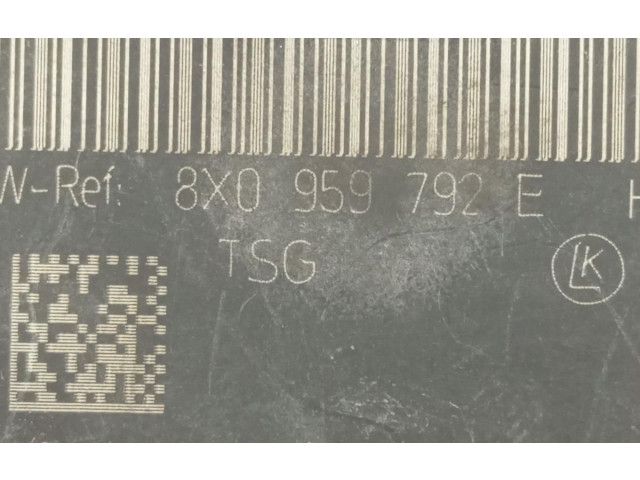 Блок управления двигателя 8X0959792E Audi Q3 8U