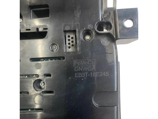 Центральная консоль