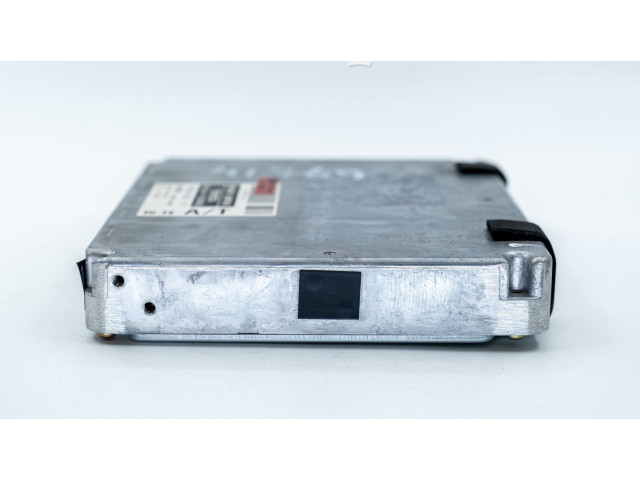 Блок управления двигателя 8966153040, 1753002532   Lexus IS 200-300
