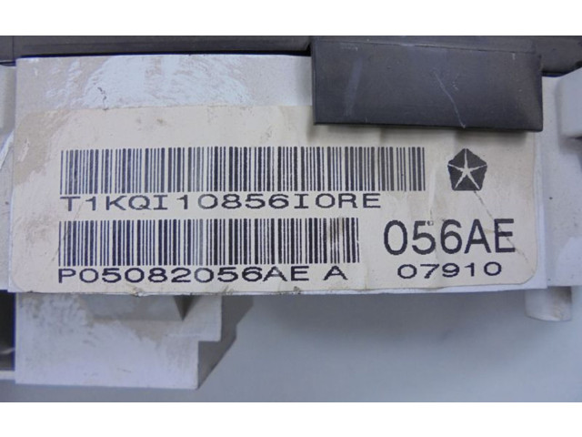 Přístrojová deska Chrysler Grand Voyager IV 2005 P05082056AE, P05082056AE