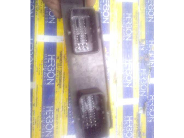 Řídící jednotka R04080035C Citroen Berlingo 2002