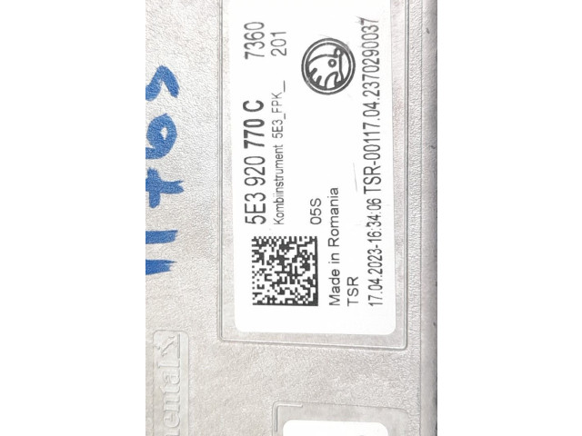 Панель приборов 5E3920770C Skoda Octavia Mk4