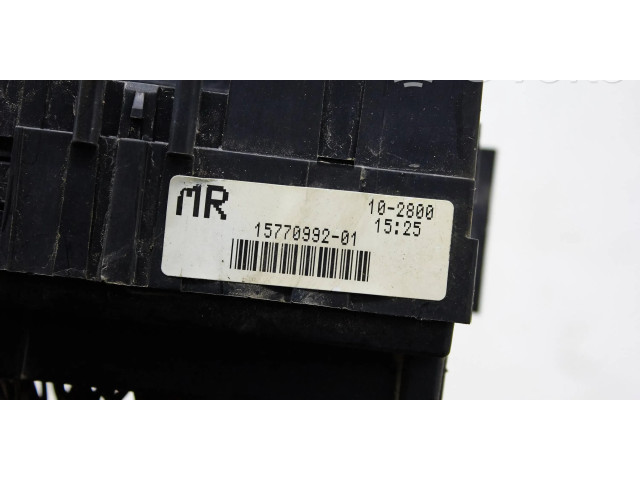 Блок предохранителей  1577099201, 15770992   Chevrolet Tahoe    