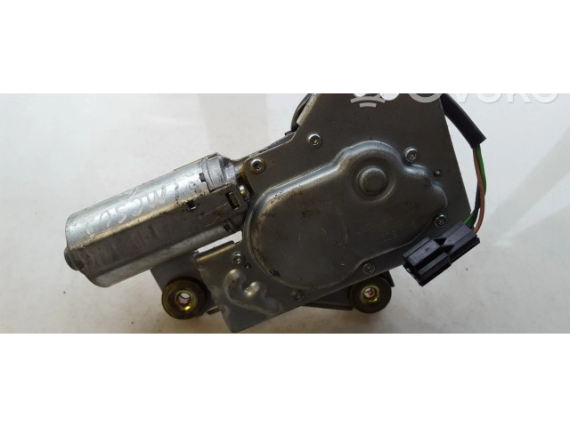 Моторчик заднего дворника 0390206517 Mitsubishi Carisma