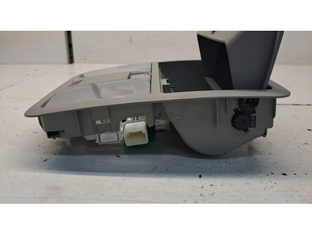 Фонарь освещения передних мест