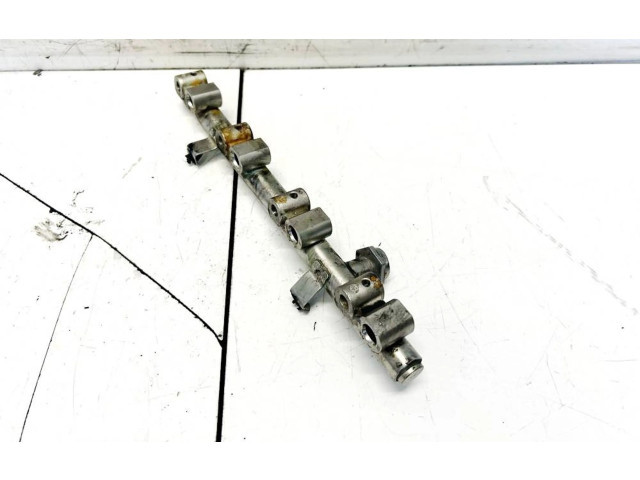 Топливная рампа g01d212a0021 KIA Ceed