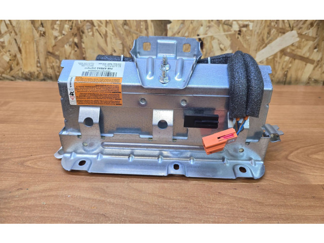 Подушка безопасности пассажира 31271211, 605650100   Volvo V70