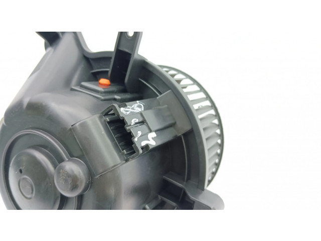 Вентилятор печки    T3953002, T39530027327   Citroen DS5