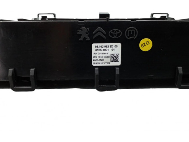 Блок управления климат-контролем    Peugeot Traveller