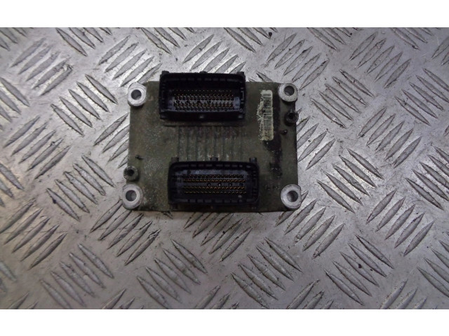 Блок управления двигателем Блок управления 00468019660 Fiat Albea