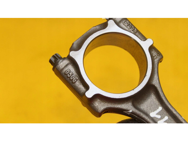 Поршень с шатуном Volkswagen Golf VI