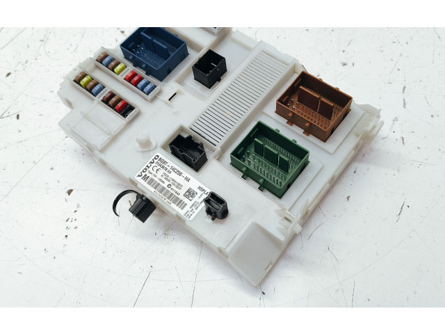 Блок предохранителей 31343678AA, BG9T14C256HA   Volvo XC70    