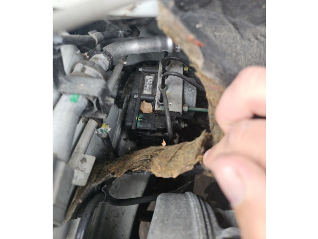 Блок АБС 8201063079 Dacia Logan I 2004 - 2012 года