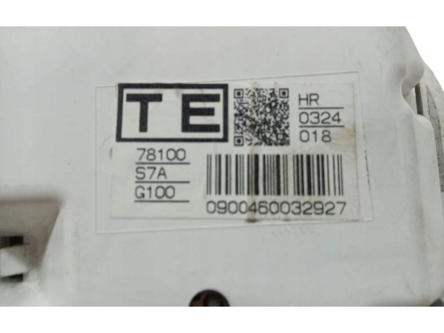 Přístrojová deska  Honda Stream 2004 HR032418, 78100S7AG100  