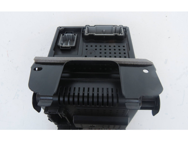 Блок предохранителей 30786890, 06W492   Volvo XC90    