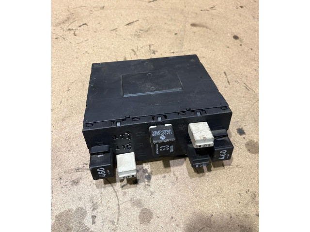 Блок комфорта 3C0937049AE, 28068688 Skoda Octavia Mk2 (1Z)