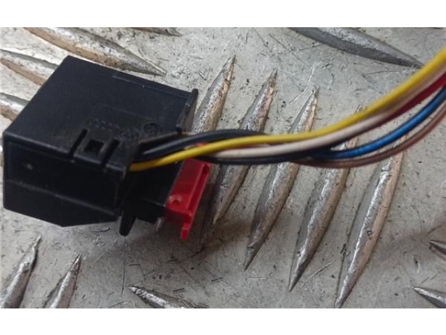 Зеркало (механическое) e1020989, E1020989   Skoda Superb B6 (3T)   для двигателя CAYC