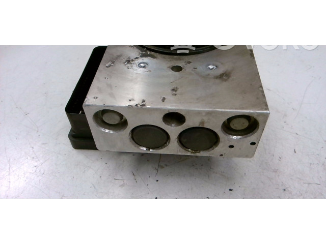 Блок АБС 8671453   Volvo  V70  2000 - 2004 года