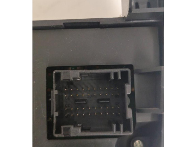 Блок управления климат-контролем 735419793   Fiat Punto (199)