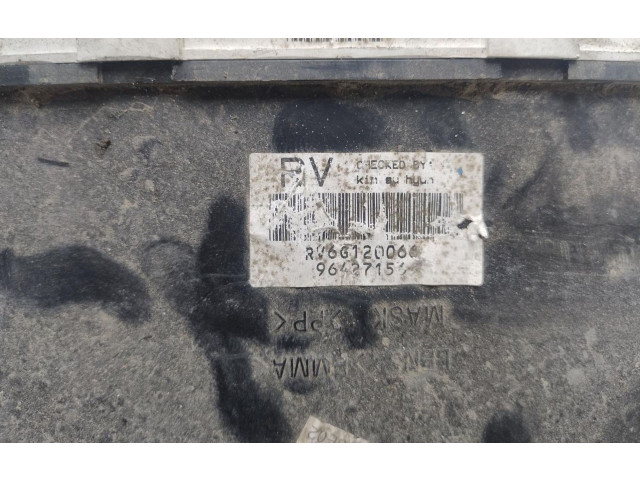 Přístrojová deska Chevrolet Rezzo 96427156