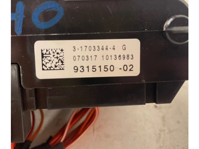 Блок предохранителей 9315150 BMW X3 F25