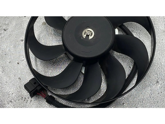 Вентилятор блока управления двигателем