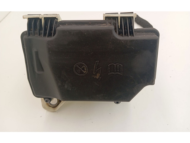 Pojistková skříňka A2059981301 Mercedes-Benz GLC C253 2018