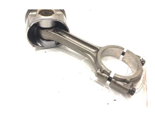  Поршень с шатуном  CRM04LA  Skoda Octavia Mk3 (5E)  