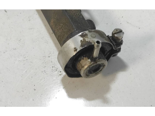 Vstřikovací lišta 1727234 BMW 3 E36 M40B18