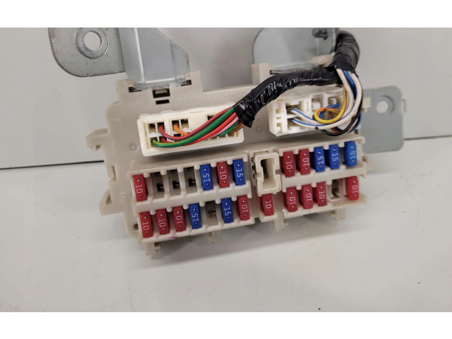Pojistková skříňka Nissan Murano Z50 2006