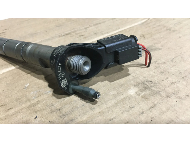 Vstřikovač A642070   Mercedes-Benz C W204  pro naftový motor 3.0 642830 