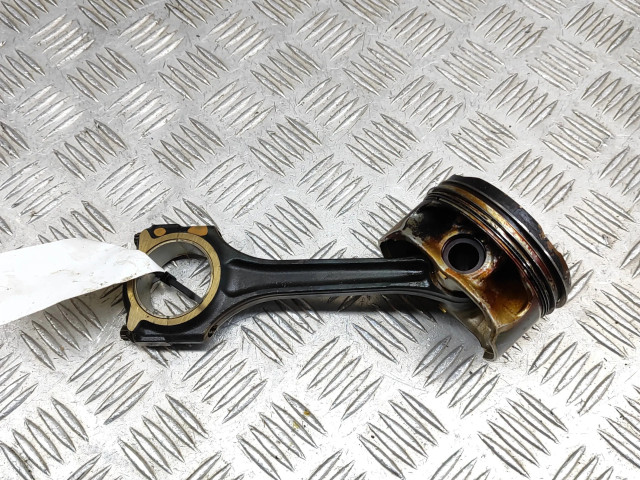  Поршень M 270.910 A2700300320, A2700302717  Mercedes-Benz CLA C117 X117 W117 для бензинового двигателя 1.6