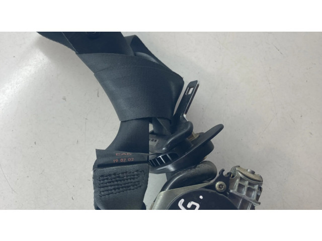 Задний ремень безопасности