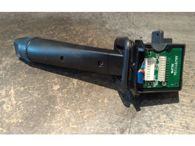 Ручка стеклоочистителей 30768101   Volvo XC90