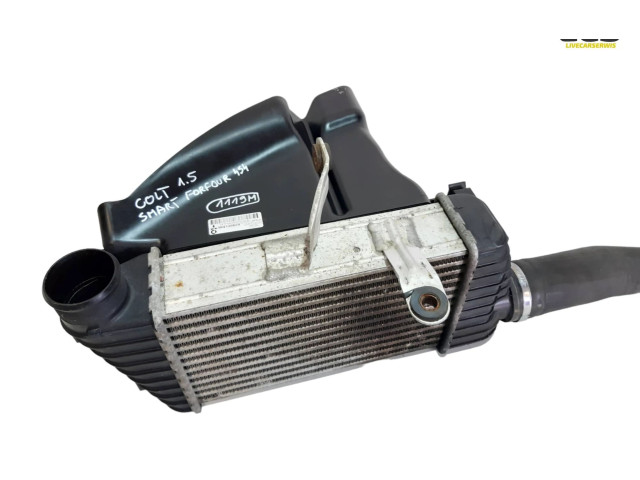 Интеркулер MN130427, MN135629 Mitsubishi Colt CZ3