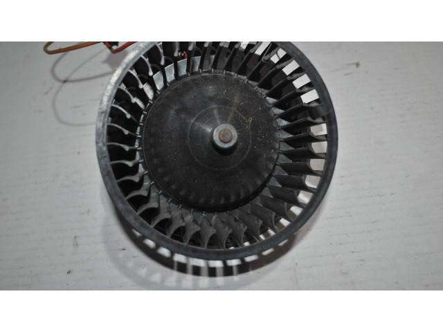 Вентилятор печки    1H1819021   Volkswagen Golf III