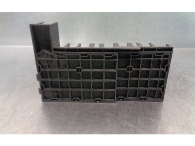 Pojistková skříňka Řídící jednotka BSM 7H0937550 Volkswagen Transporter - Caravelle T5 2003