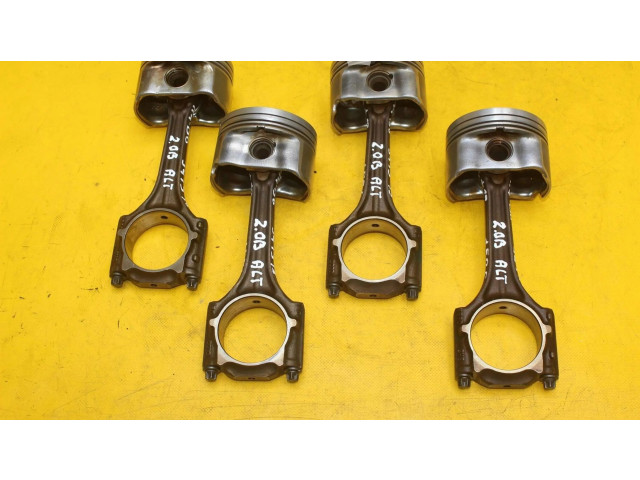 Píst 06BA Audi A4 S4 B6 8E 8H