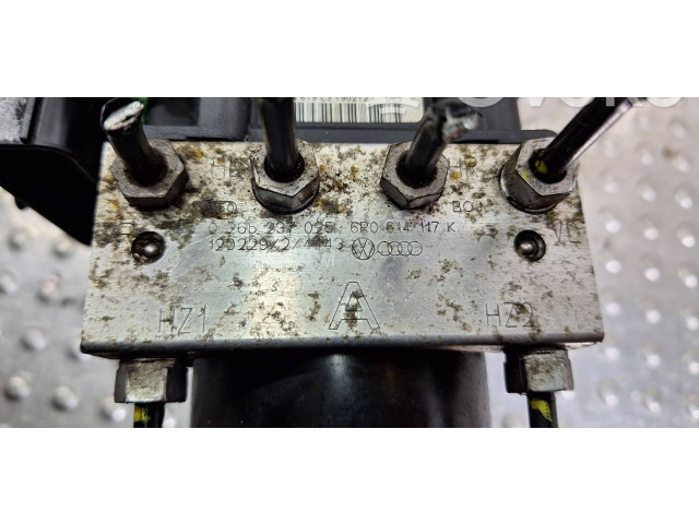 Блок АБС 6R0907379S, 6R0614517K Skoda Fabia Mk2 (5J) 2007 - 2014 года